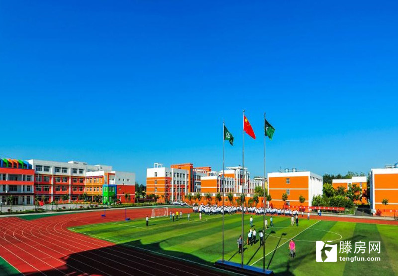 全国乡村温馨校园典型案例学校——西岗中学